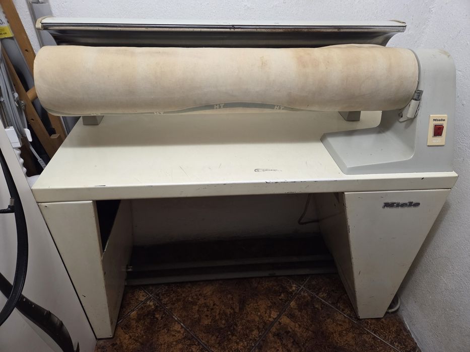 Magiel prasowalnica MIELE uszkodzona