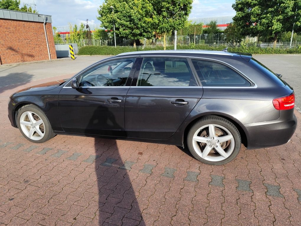 Sprzedam audi A4 b8 Avant 2.0tdi