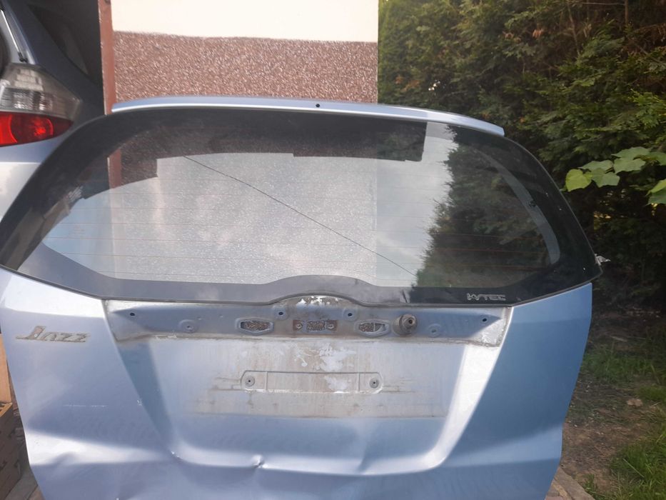 tylna szyba honda jazz 3 2010