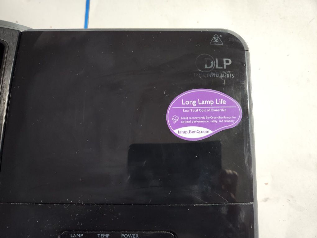 Projetor BenQ MP512
