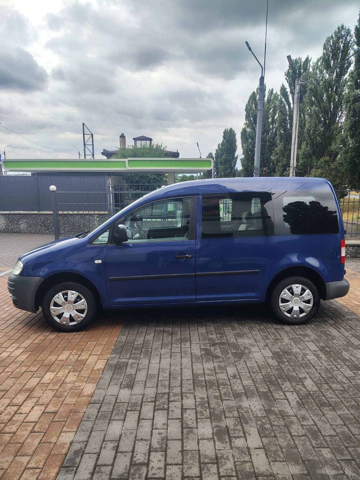Продаю Volkswagen Caddy