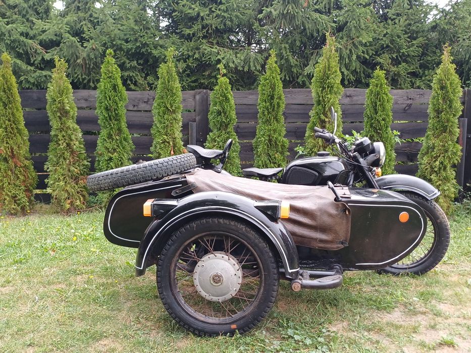 Dniepr 11 z koszem bocznym k750 Ural m72