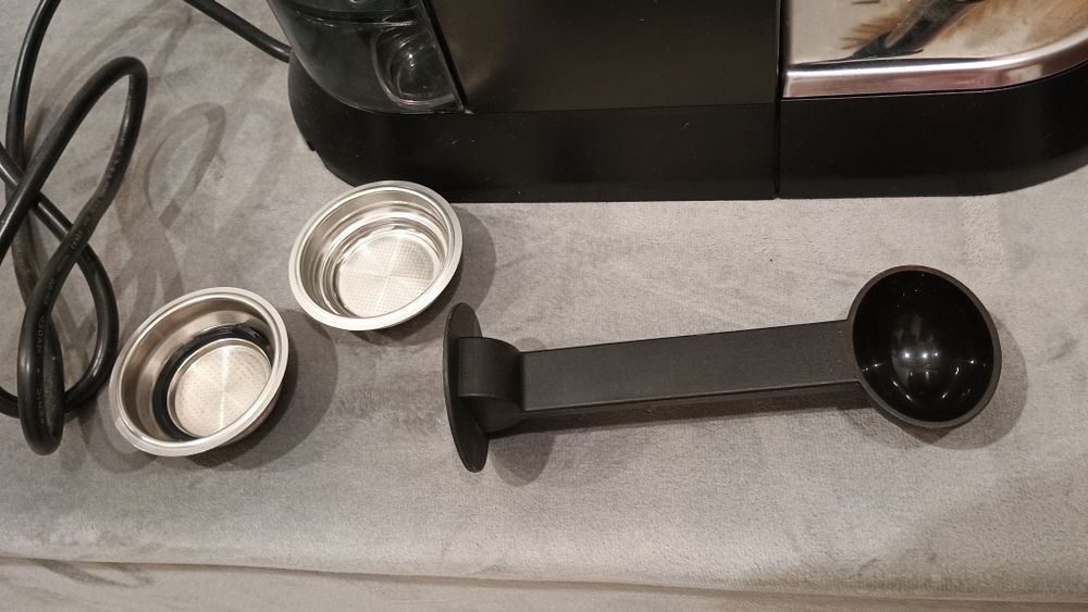 Ekspres DeLonghi Dedica