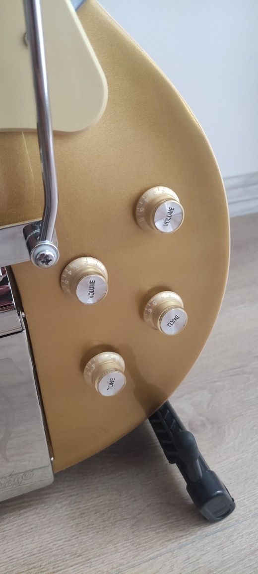 Vintage v100 Les Paul Midge Ure Signature Goldtop, p90
