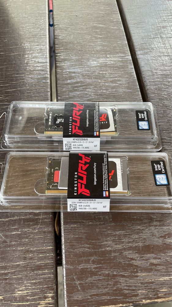 Оперативна память Kingston Fury 8gb