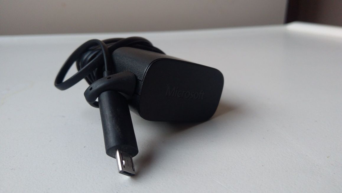 Ładowarka sieciowa MICROSOFT micro USB