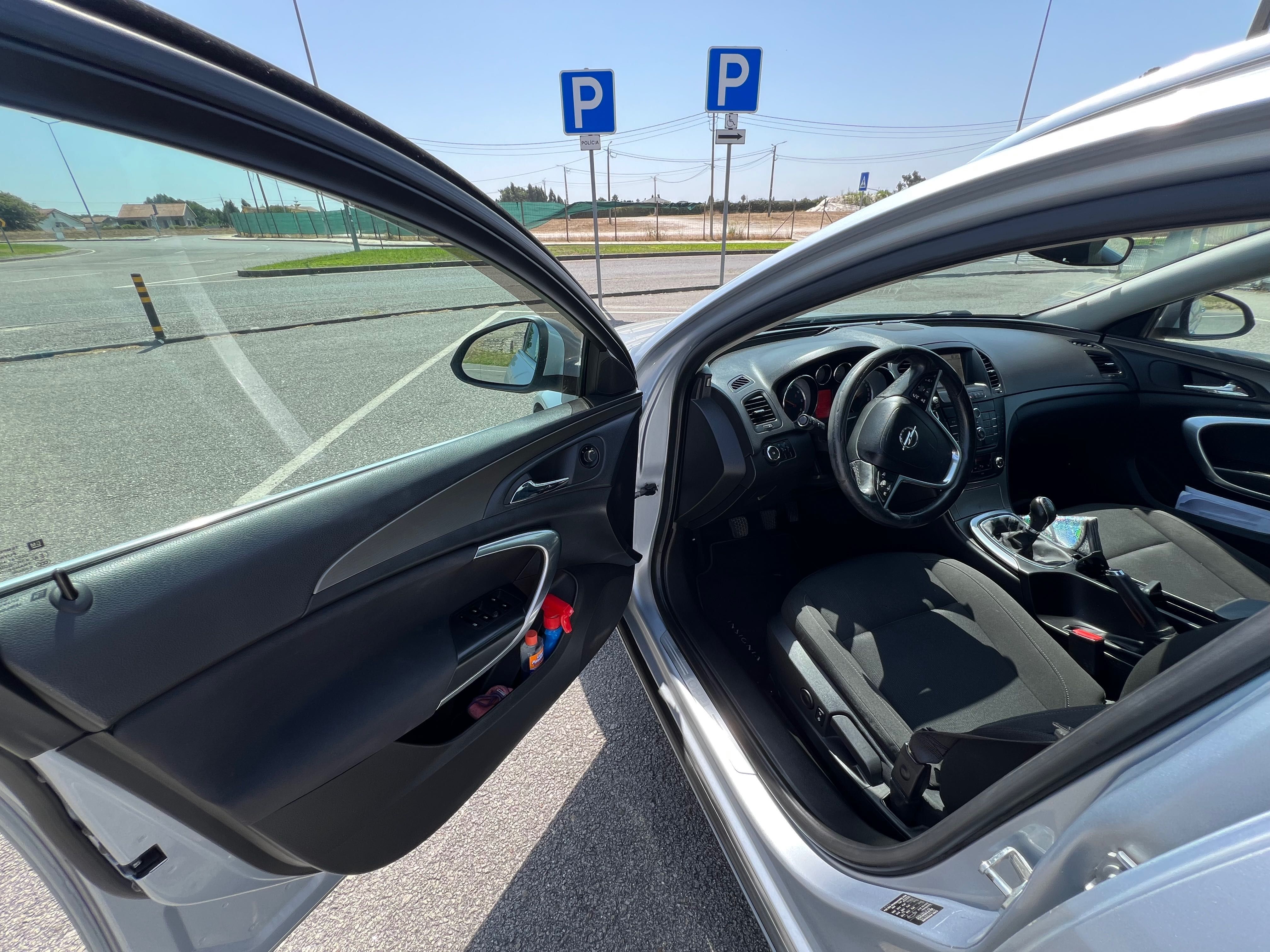 Oportunidade ÚNICA – Opel Insignia CDTI 2012