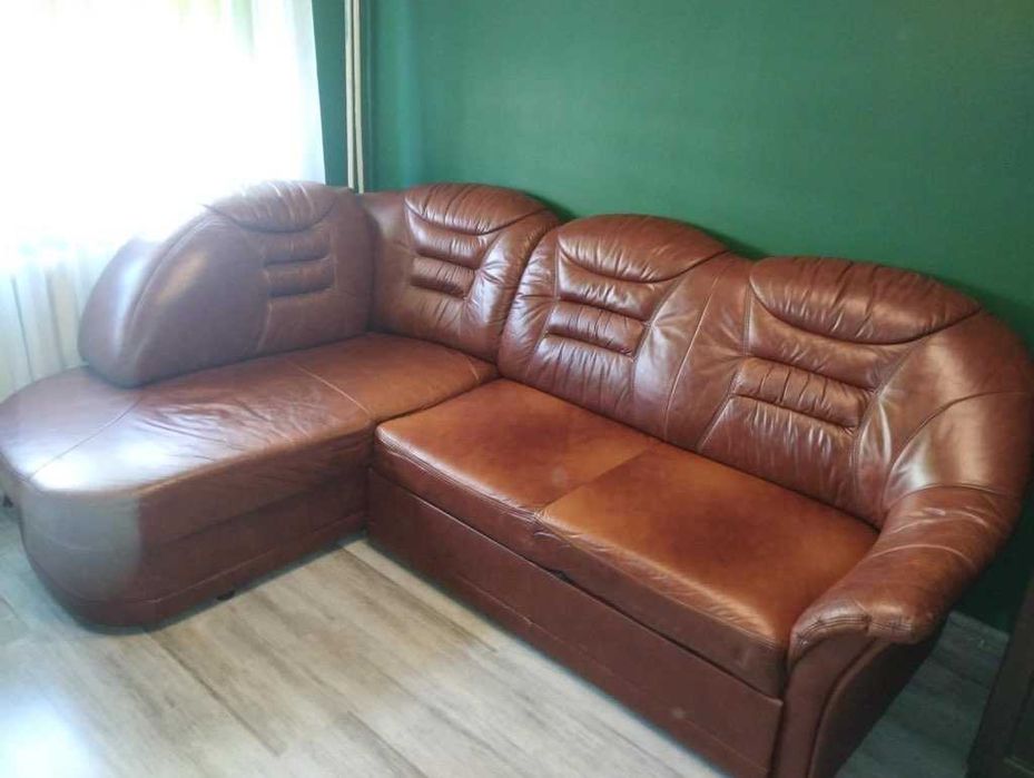 Brązowy naroznik skórzany po renowacji