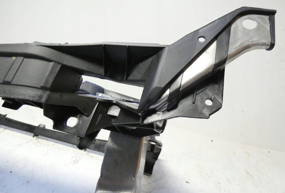 audi a4 b9 8w0805594e 2015- wzmocnienie pas przedni poszycie