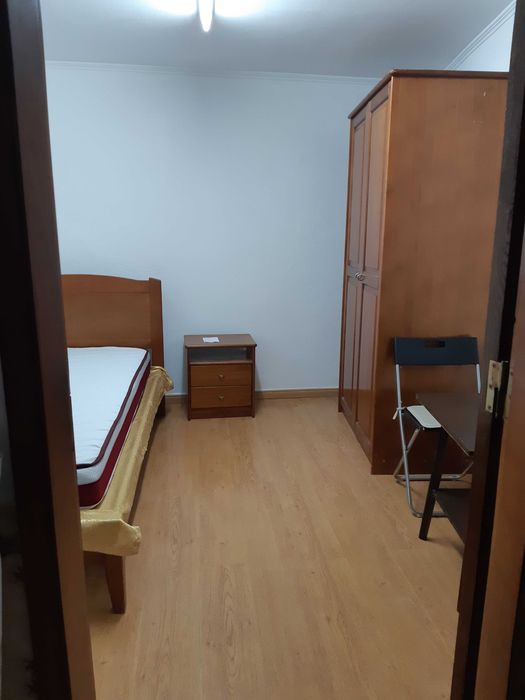 Quartos com transportes a porta, Arroios