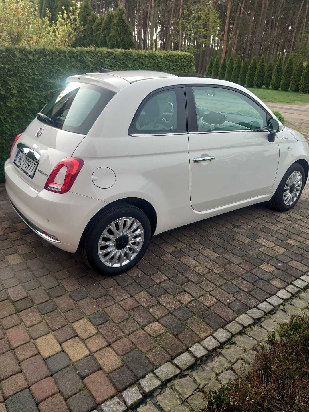 FIAT 500 hybryda, niski przebieg