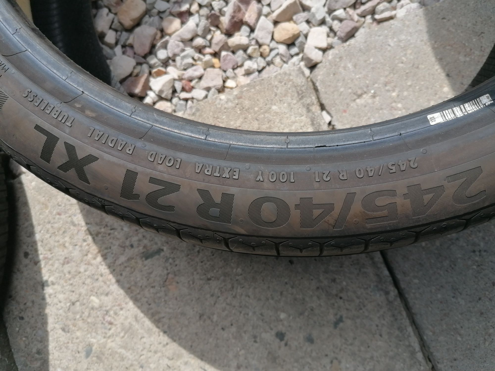 245/40/21 Continental 2024 rok