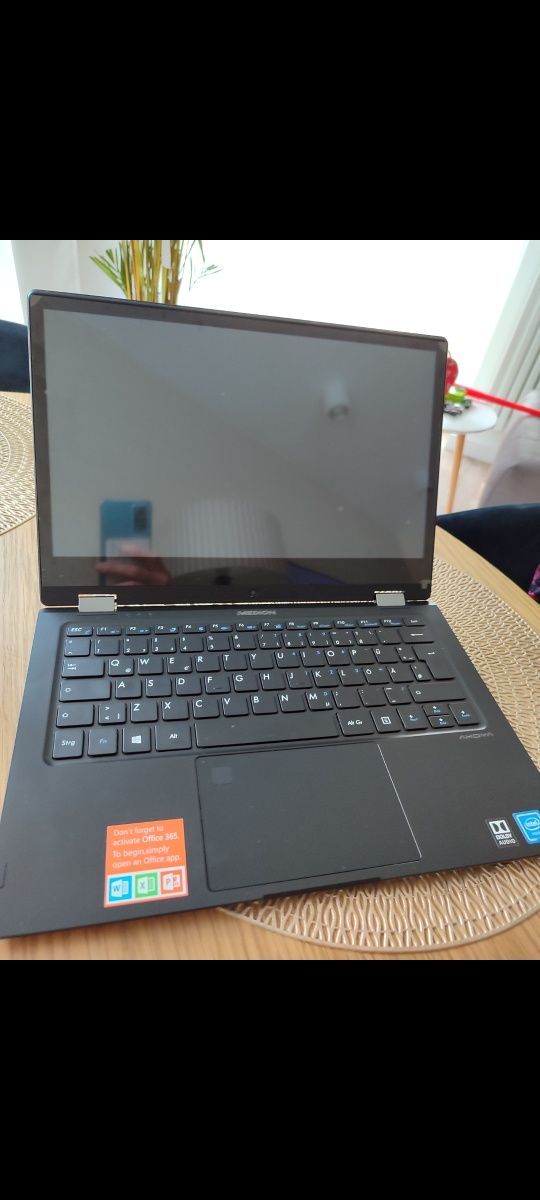Laptop Medion E3223