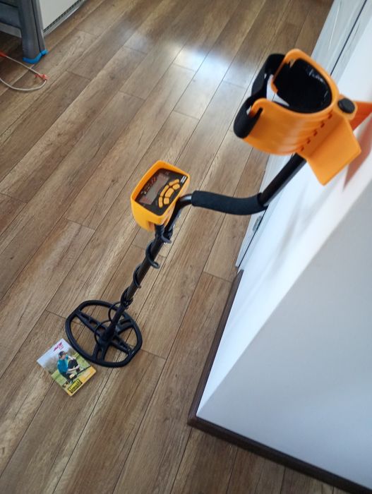 Wykrywacz metali Garrett ACE 250.wierna kopia