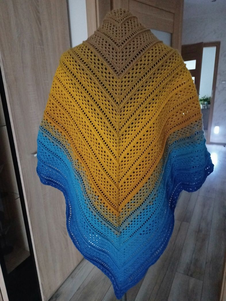 Chusta ombre na szydełku handmade ciepła duża