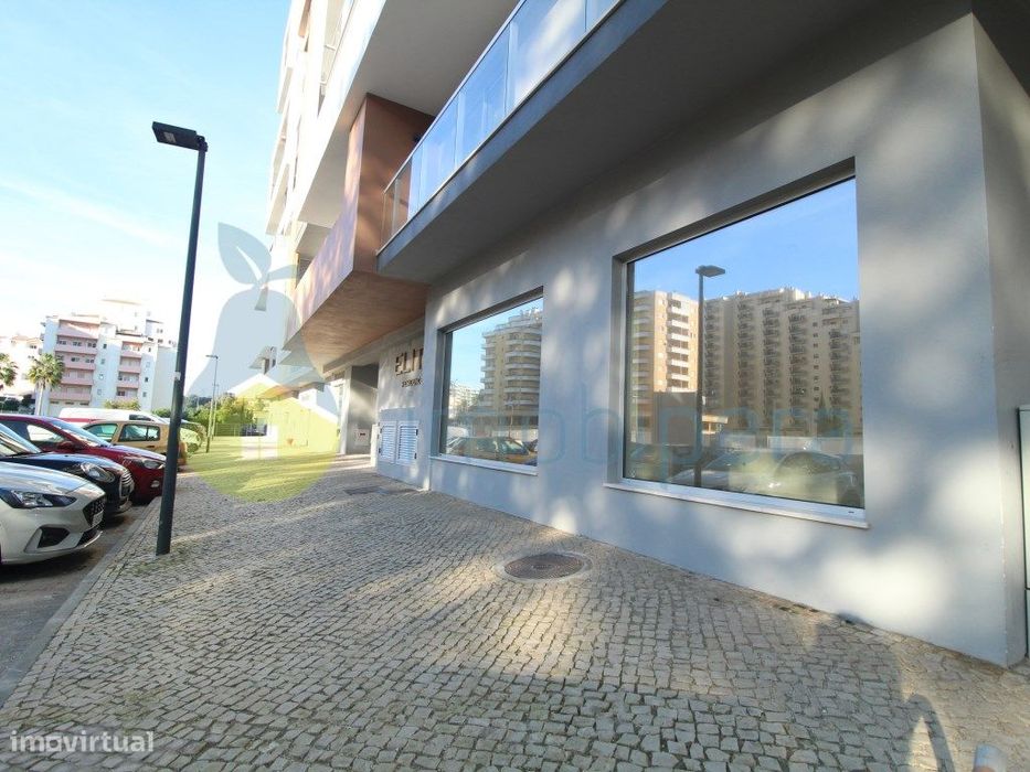 Loja para venda em Portimão, Praia da Rocha