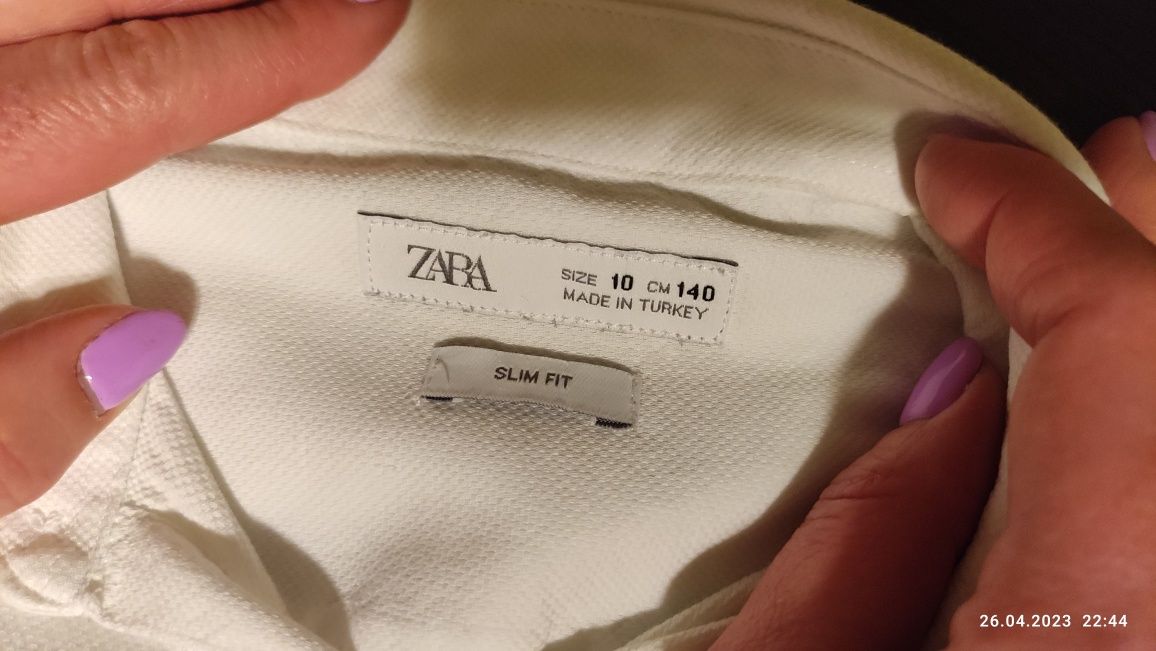 Koszula z kołnierzykiem ZARA, biała, typu slim fit, r. 140