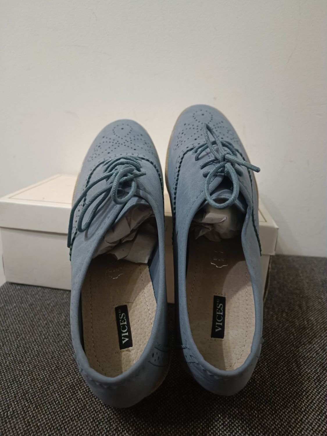 Piękne buty jezzówki niebieskie rozmiar 41
