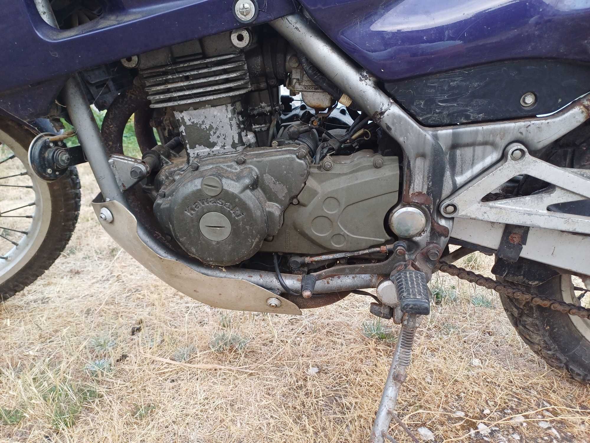 Mota Kawasaki KLE 500