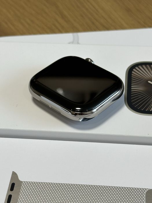 Новий Apple Watch Series 10 46 mm Natural Titanium