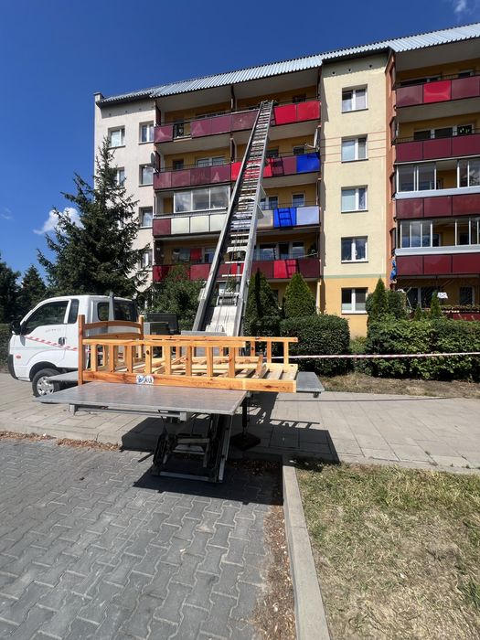 Winda meblowa winda towarowa wynajem / schodołaz towarowy