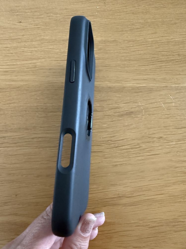Capa Quad Lock para iPhone 16 Pro Max, como nova (uasad 2 vezes)