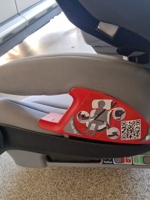 Fotelik dziecięcy Chicco 15-36kg isofix