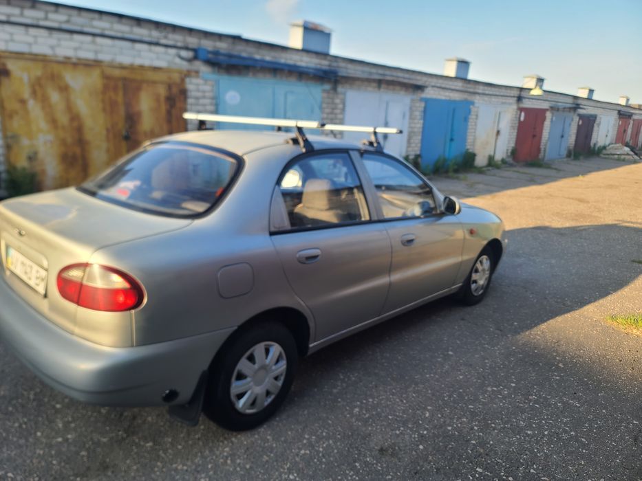 Продам дэо сенс 2003гв газ бензин