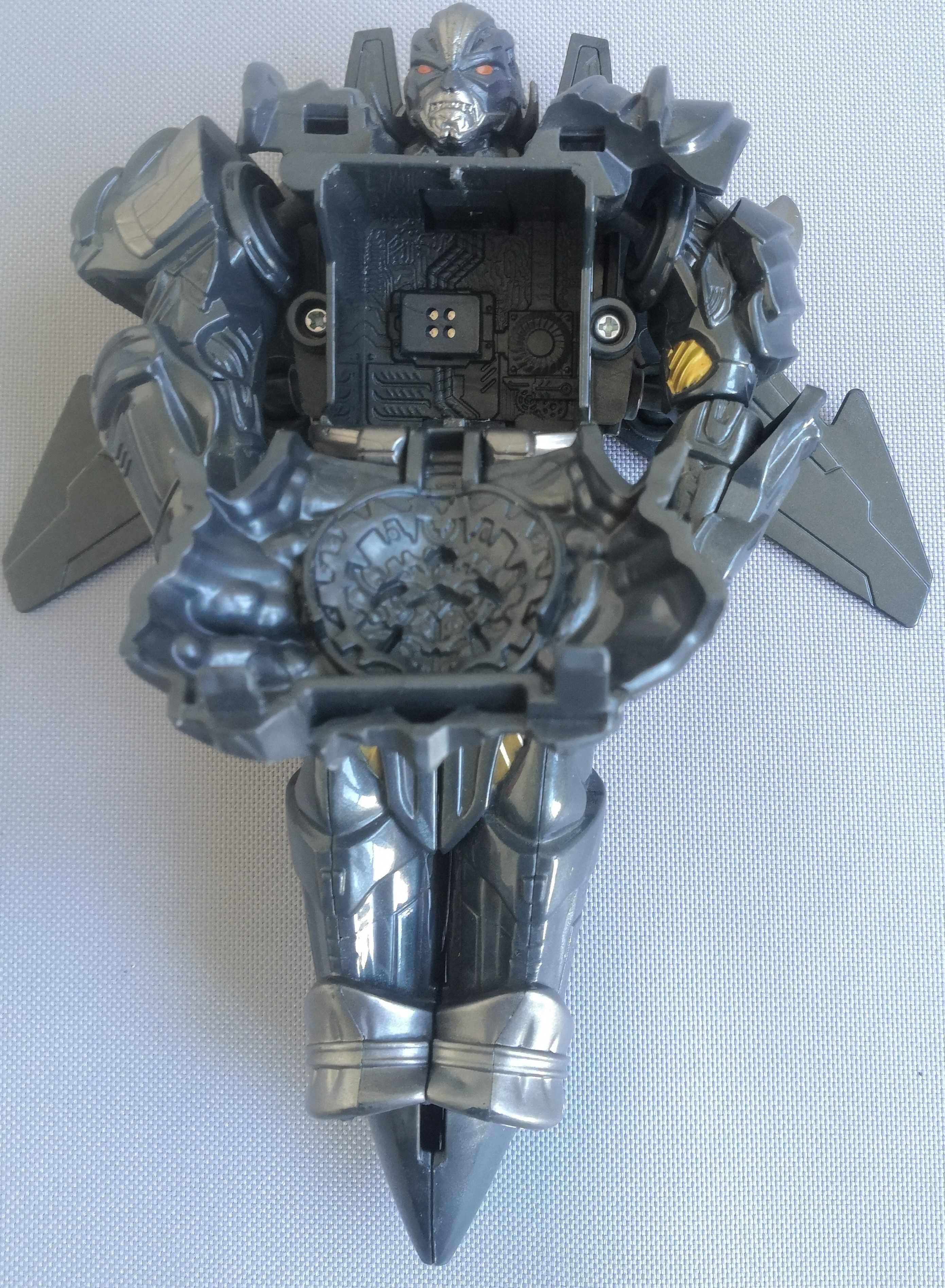 Transformers All Spark wraz z wszech iskrą firmy Hasbro