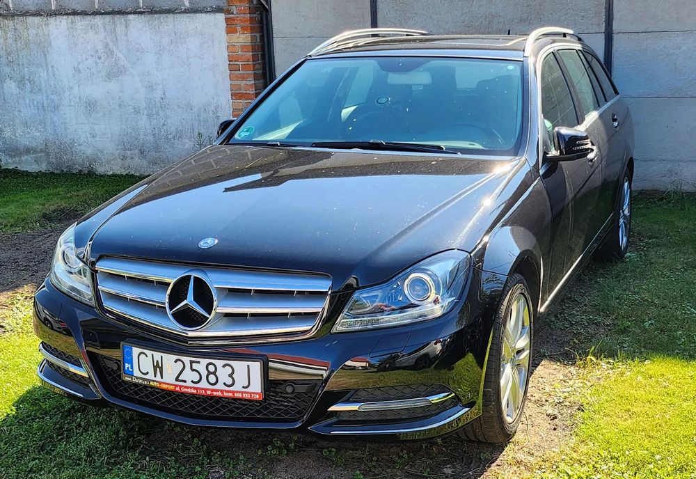 Mercedes-Benz Klasa C BIKSENON Klimatr.x2 NAVI SerwisASO PDCx2 Podgrz.fot EL.szyber.PIĘKNY