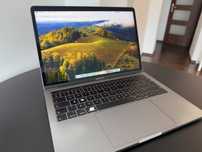 Apple MacBook Pro 13” i7 / 16GB RAM / 1TB SSD