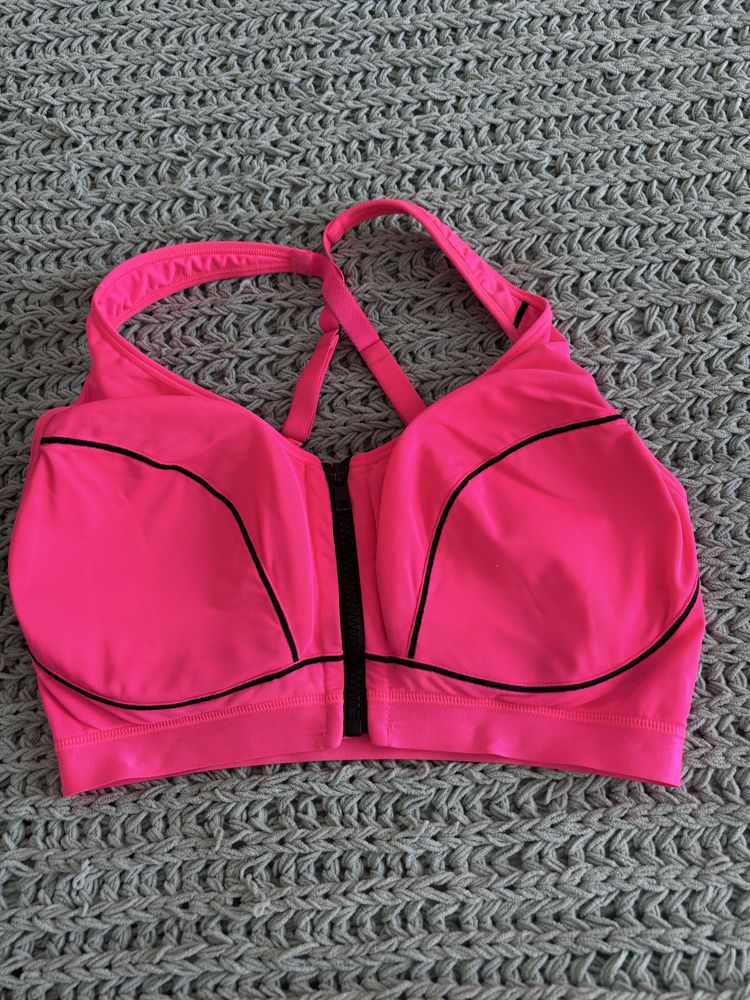 Rozowy neonowy top sportowy w bardzo dobrym stanie super sie prezentuj