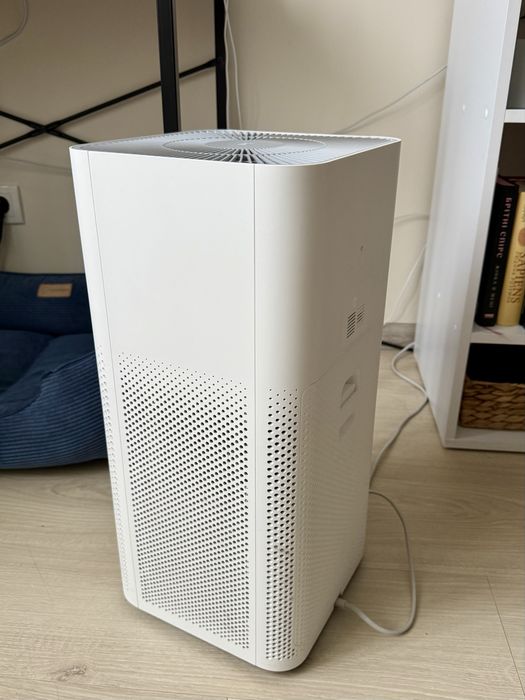 Продаю очисник повітря Xiaomi Mi Air