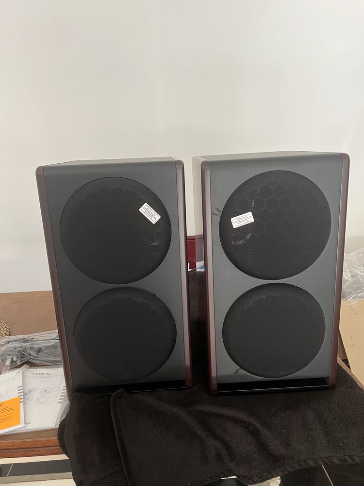 Monitores Focal Trio6