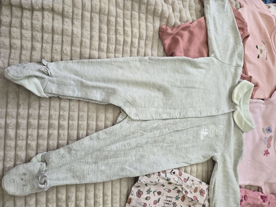 Одяг для дівчинки новонародженого