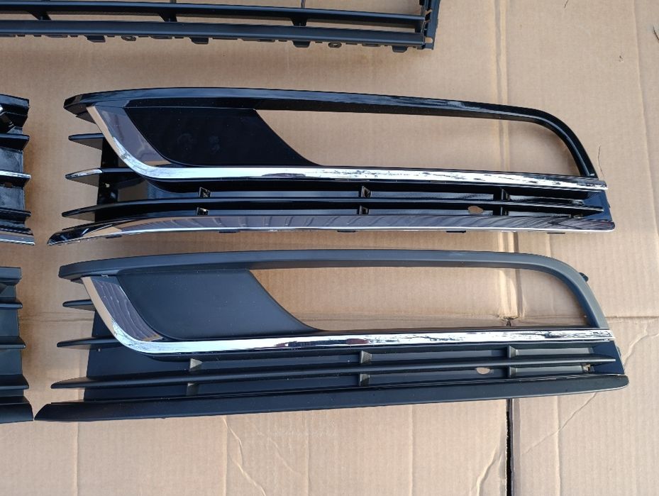 Решітка радіатора Volkswagen Passat b7 решетки в бампер пассат б7