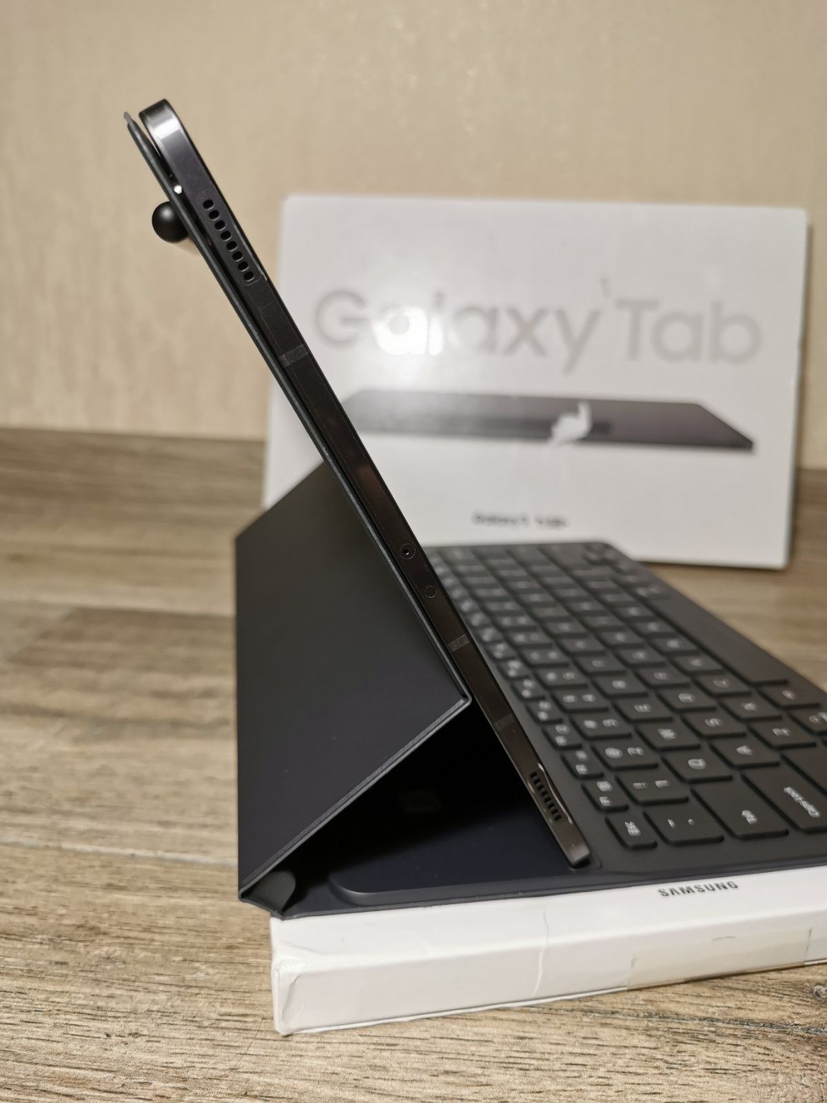 Samsung Galaxy Tab S8 plus SM-Х800+клавиатура