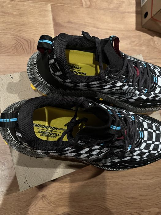 Продам чоловічі кросівки.Розмір 45. 47