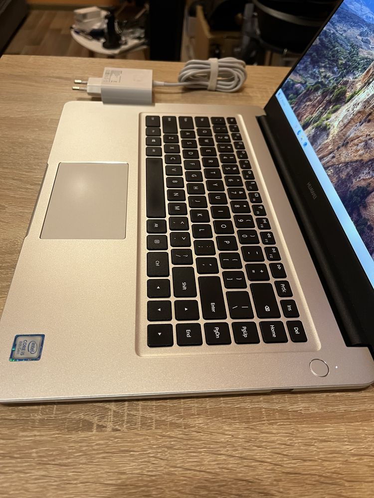 Huawei MateBook D