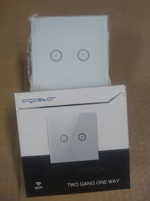 WlaczniK światła Smart wi-fi biały (V12*)