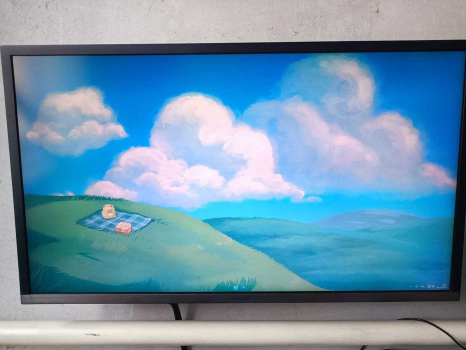 Монитор Samsung U28H750UQI