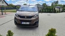 Samochód osobowy Peugeot Expert Traveller rocznik 2019