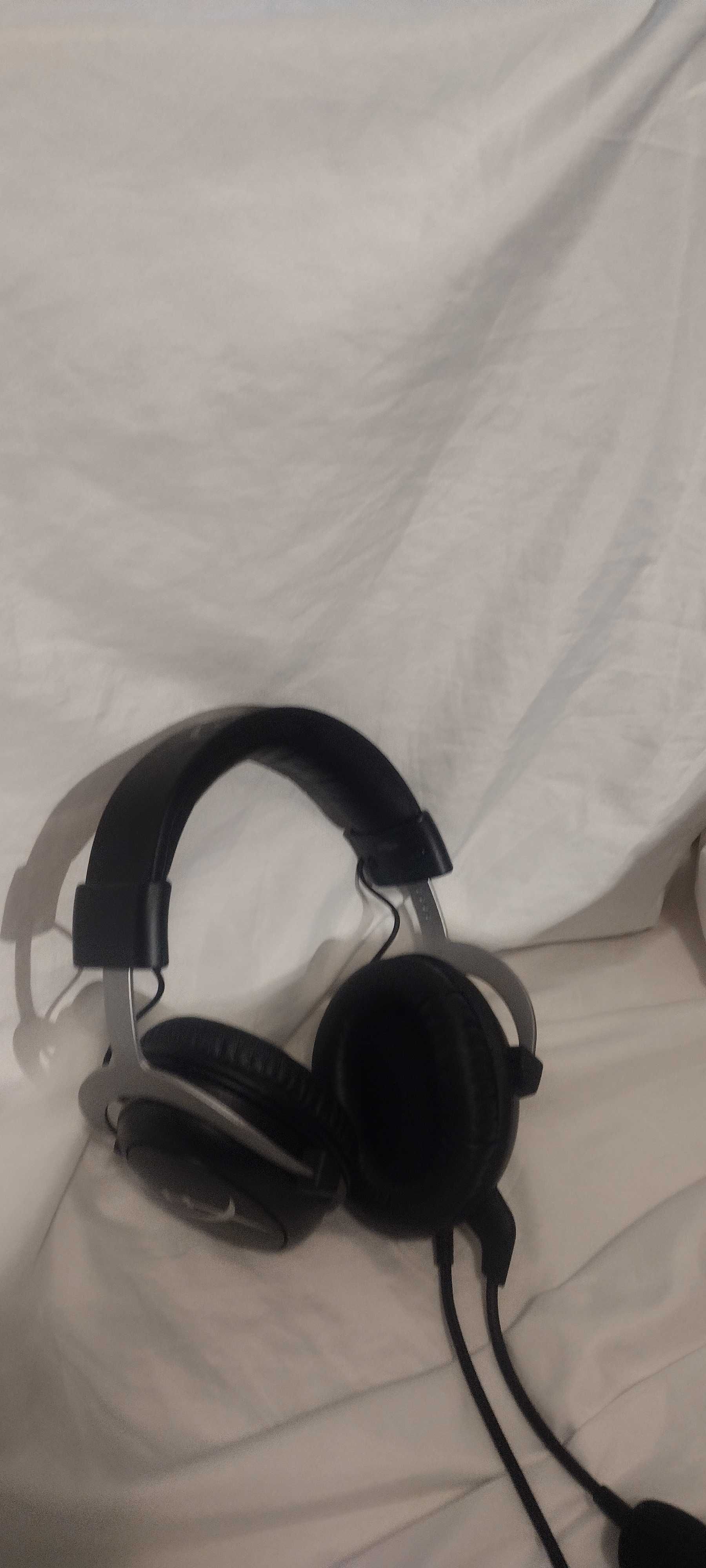 Słuchawki przewodowe HyperX cloudX