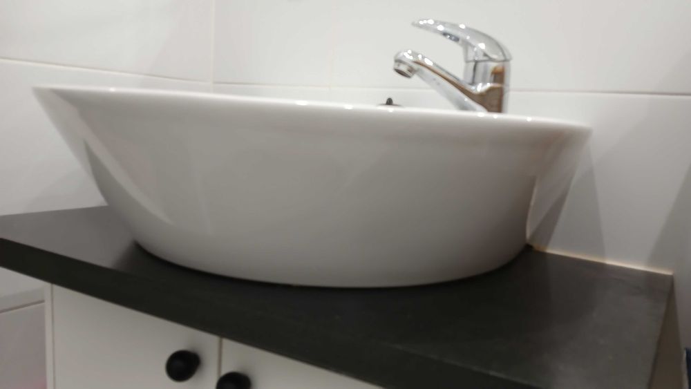 Lavatório branco WC