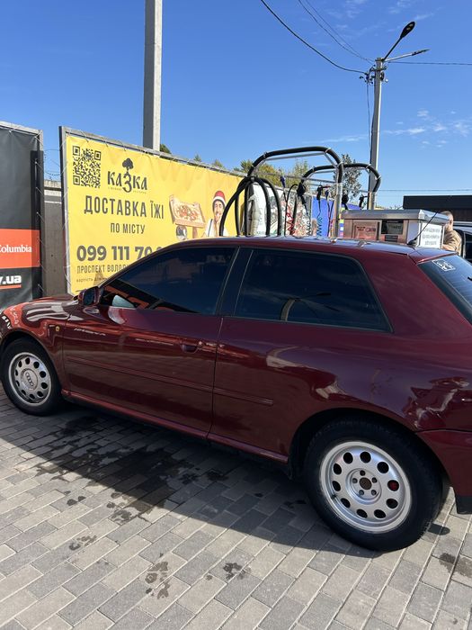 Продам своє авто ауді а3 1998
