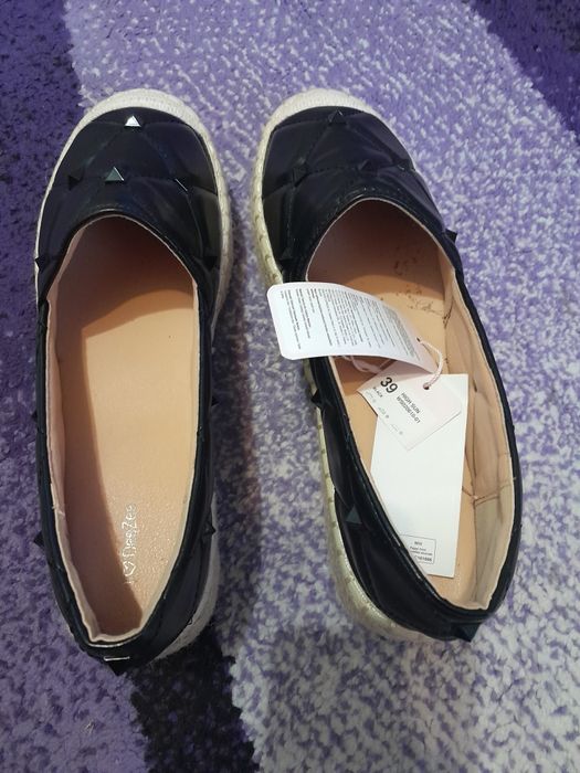 Nowe buty espadryle