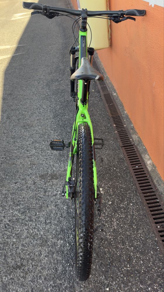 Bicicleta  BTT 29