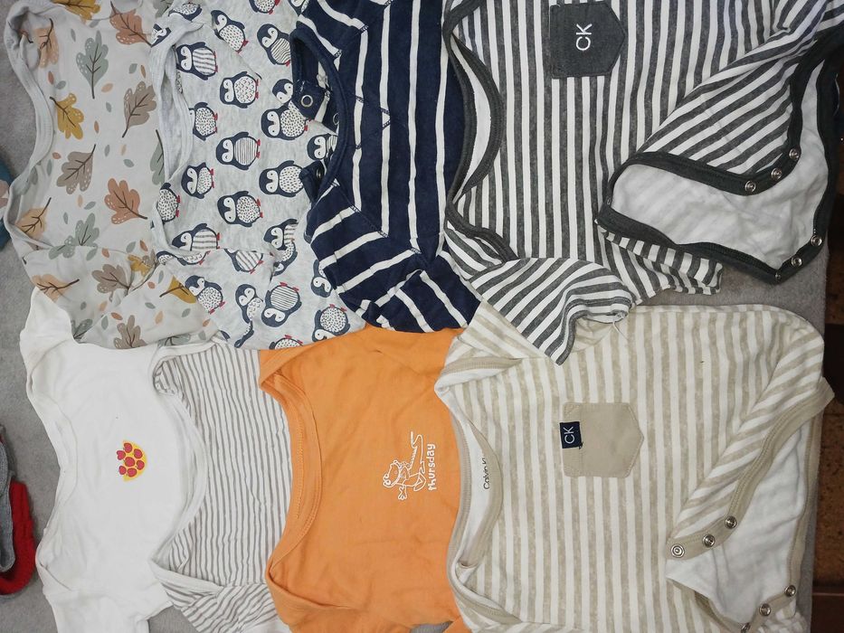 Envio ctt Lote 20 pares sapatos 16 a 27 e 10 peças bebés roupas