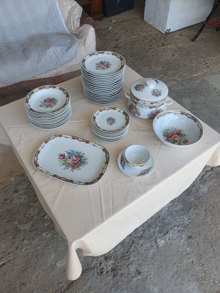 Serviço de jantar porcelana limoje dopes novo nunca usado