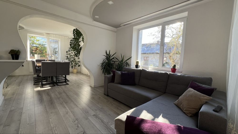 Продається будинок у центрі міста Стрий